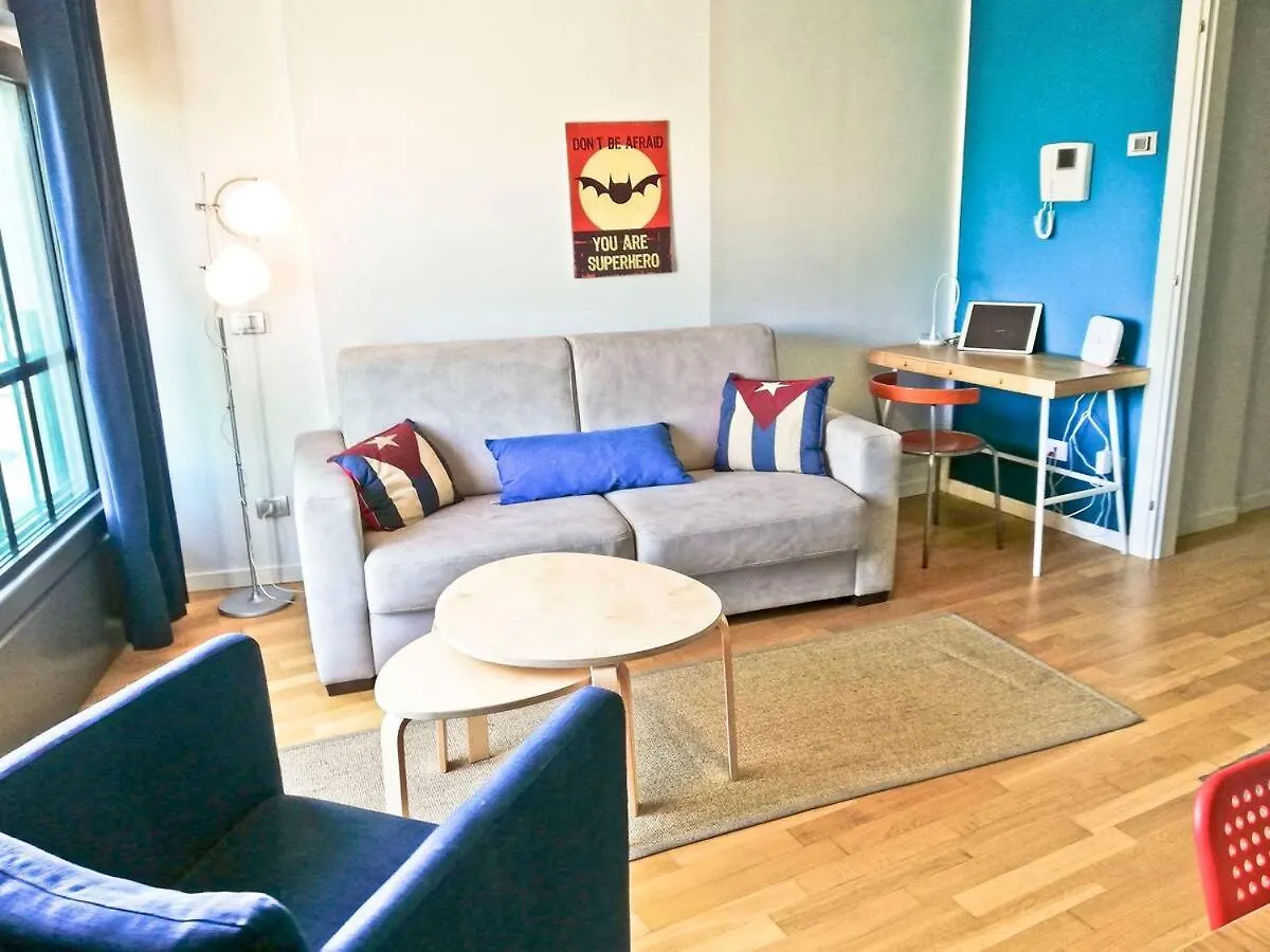 Apartment Ferienwohnung Modern & Bright Flat - 2 Min From The Sea Savona