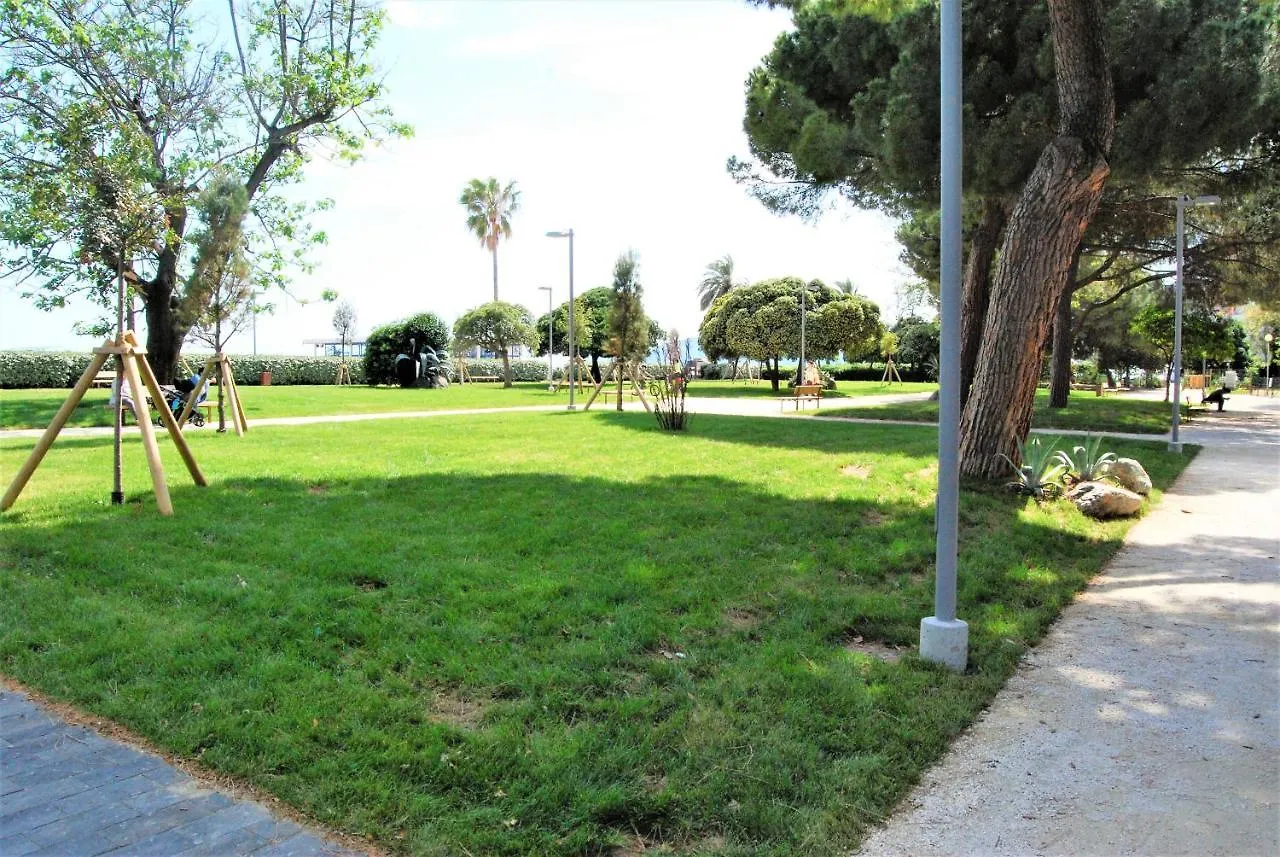 Modern & Bright Flat - 2 Min From The Sea Apartment Savona