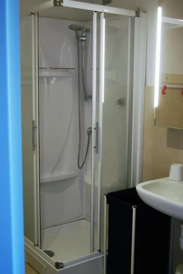 Modern & Bright Flat - 2 Min From The Sea Apartment Savona