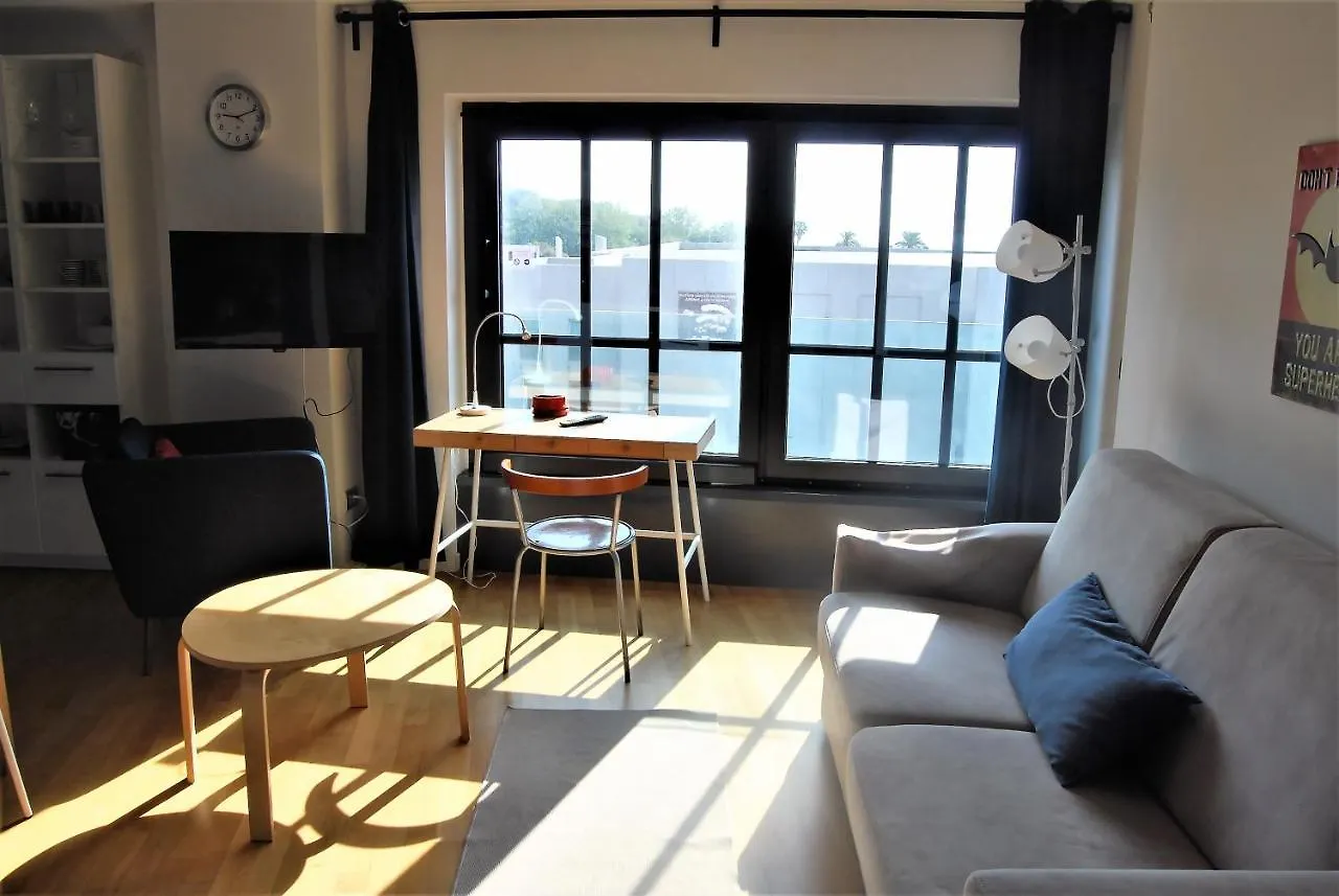 Modern & Bright Flat - 2 Min From The Sea Apartment Savona