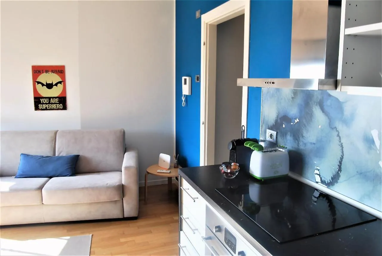 Modern & Bright Flat - 2 Min From The Sea Apartment Savona