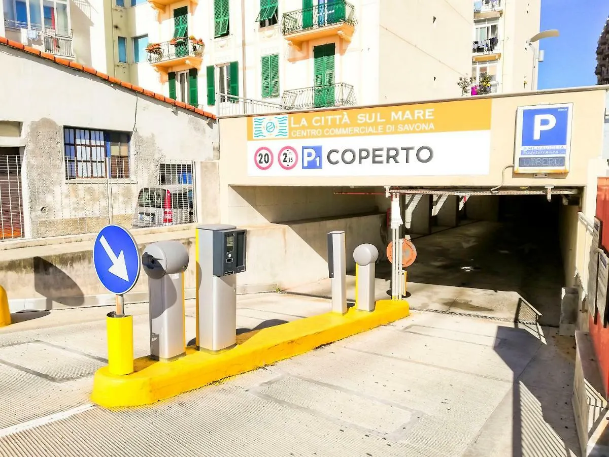 Modern & Bright Flat - 2 Min From The Sea Apartment Savona